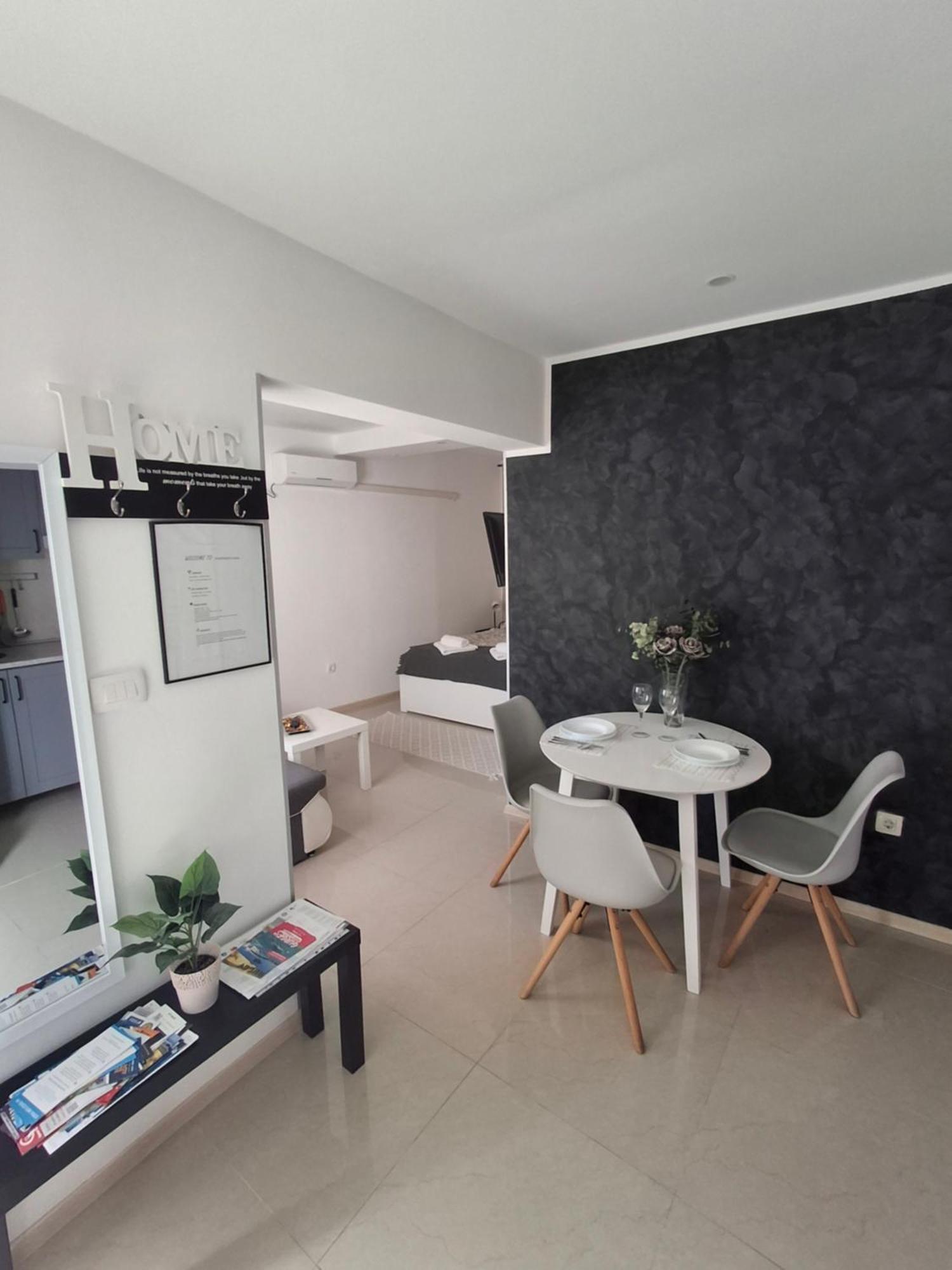 Apartmani Alma Pula Ngoại thất bức ảnh