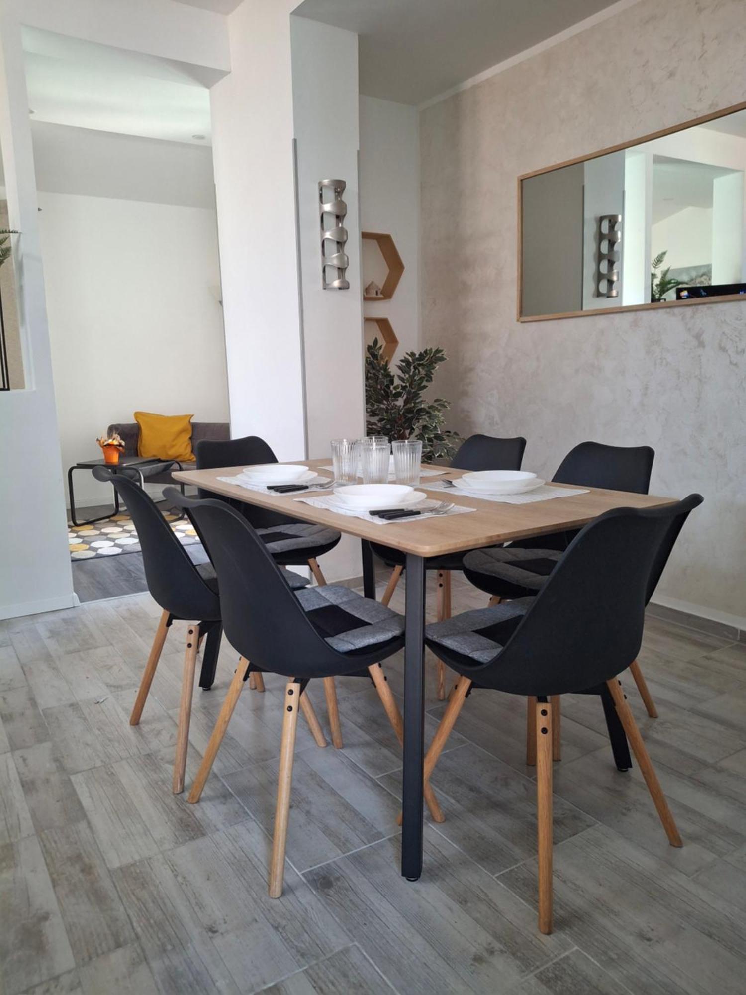 Apartmani Alma Pula Ngoại thất bức ảnh